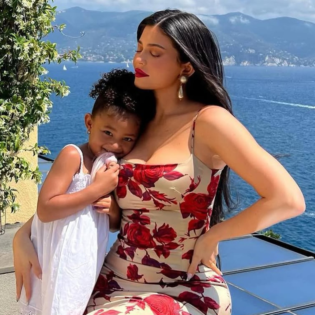 Kylie Jenner Details “Weeping” After She and Daughter Stormi Watched Keeping Up With the Kardashians