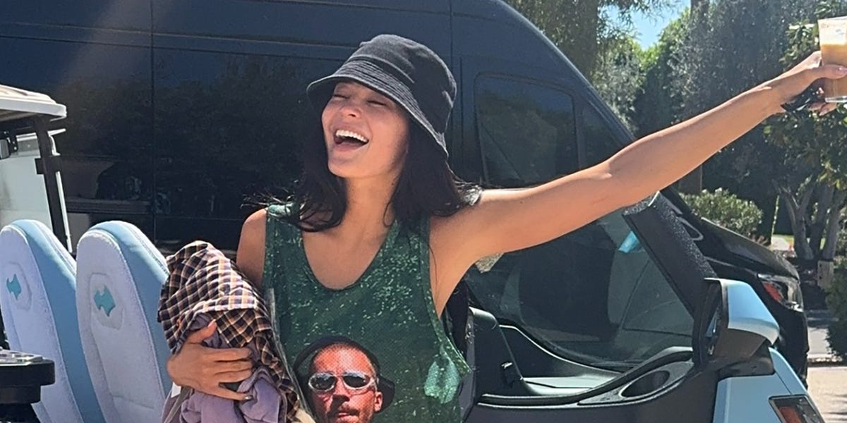 Kylie Jenner Dressed Like the Ultimate Belieber Ahead of Justin Bieber’s Coachella Performance